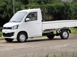 Xe tải chở hàng hạng nhẹ thuận tiện cho việc di chuyển trong nội thành.