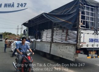 Xe Tải Chở Hàng Khu Công nghiệp Chà Là